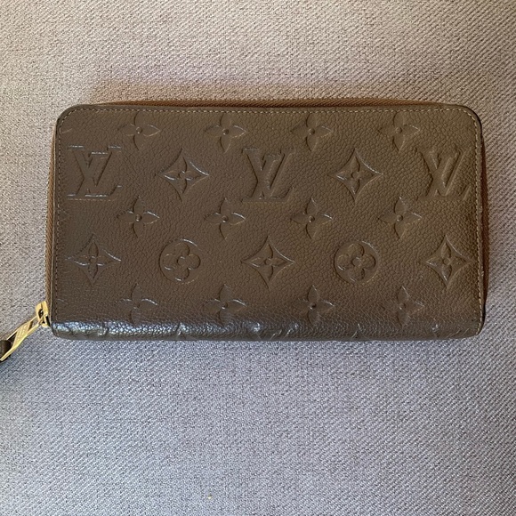 Louis Vuitton Handbags - Louis Vuitton Monogram Leather Grey Empreinte Zip Around Zippy Wallet